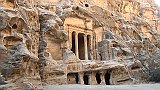 17_mala_petra