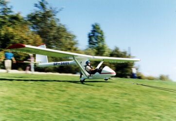 PW-2 podczas startu (foto: J. aczek)